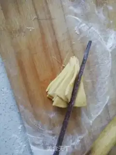 Make Pumpkin rolls step 6