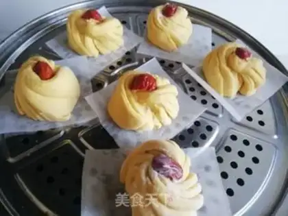 Make Pumpkin rolls step 7