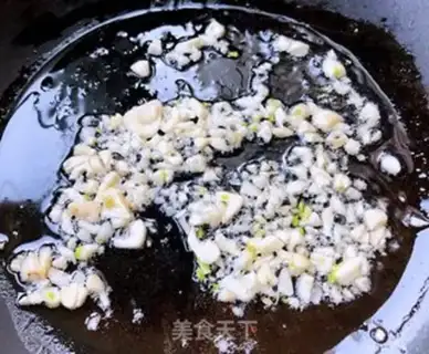 Make Garlic sauce step 3
