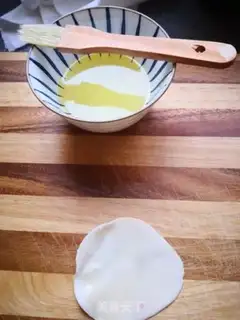 Make Spaghetti rolls step 4