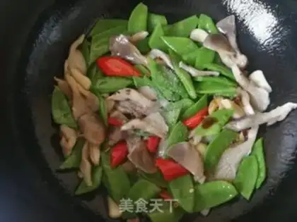 Make Dutch beans and mushrooms step 6