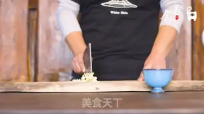 Make Hot pepper eggs step 1