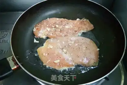 Make A garlic fried chicken chop step 7