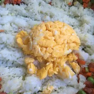 Make Pineapple rice step 11
