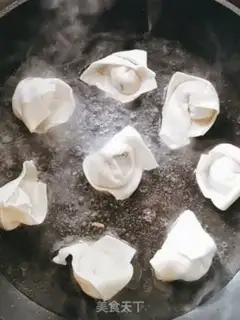 Make Egg hug step 3
