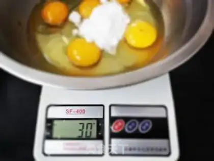 Make Red date cake step 3