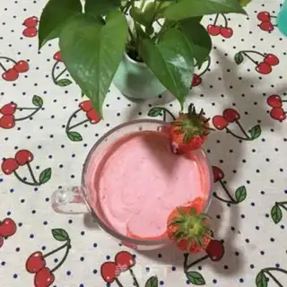 Make Strawberry juice with yogurt step 6