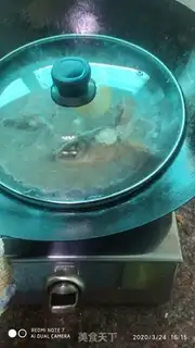 Make Fish head soup step 3
