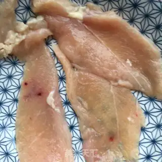 Make A sip of chicken double-fried salad step 2