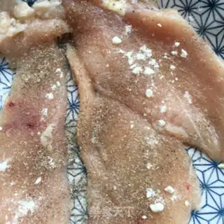 Make A sip of chicken double-fried salad step 3