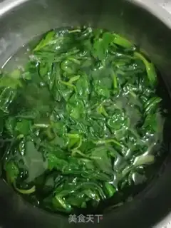 Make Spicy spinach step 2