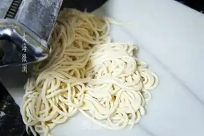 Make Hot noodles step 3