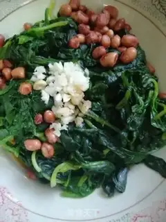 Make Spicy spinach step 4