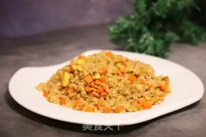 Make Carrot egg fried rice step 8