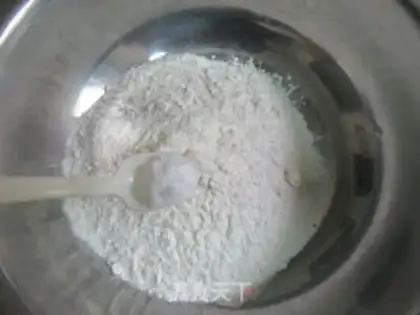 Make Empty-cinnamon waffles step 1