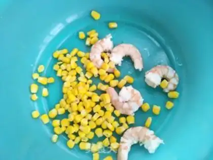 Make Cream shrimp salad step 2