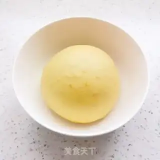 Make Pumpkin rolls step 2