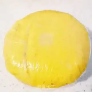 Make Pumpkin rolls step 3