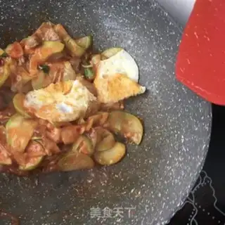 Make Hot cabbage and guacamole step 11