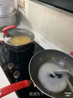 Make Caramel coconut popcorn step 4