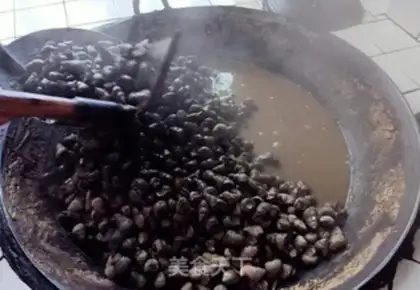 Make Cream snails step 1