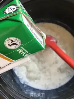 Make The rice onion roll step 0
