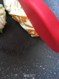 Make The rice onion roll step 19