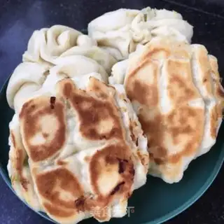 Make The rice onion roll step 24