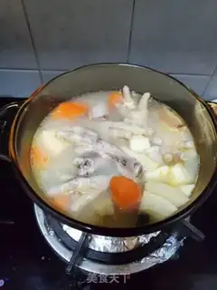 Make Chicken claw carrot soup step 5