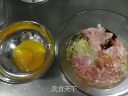 Make Fresh meat mooncake step 1