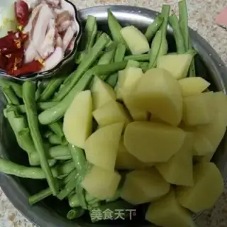Make Five flowers and potatoes and beans step 0