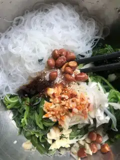 Make A spinach ginseng fan step 2