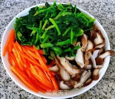 Make The spinach chills the fan bean-skin mushrooms step 4