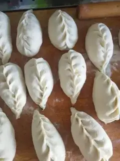 Make Egg omelet rice buns step 8