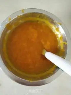 Make Double-coloured buns step 3