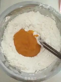 Make Double-coloured buns step 4