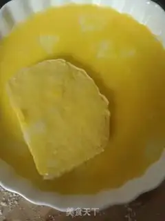 Make Eggs and cheese step 3