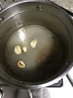 Make Eggs and beans step 2