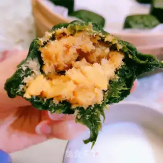 Make Ostrich pineapple step 13