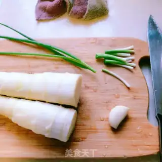 Make Wing Chun Wing step 1
