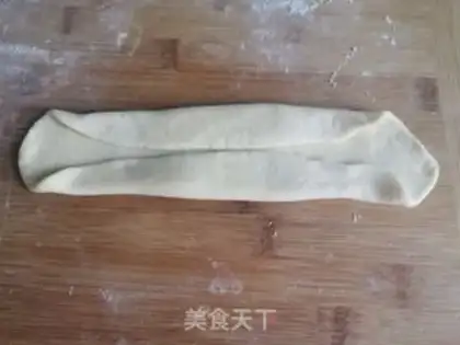 Make caterpillar bread step 10