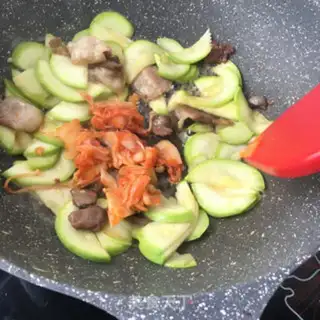 Make Hot cabbage and guacamole step 9