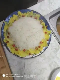 Make Garlic fan dolls step 9
