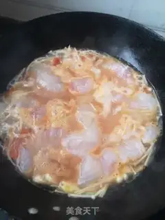 Make Dragonfish tomato soup step 4