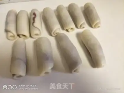 Make Butter pretzels step 4