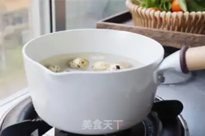 Make Quail eggs step 1