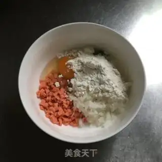 Make Eggcakes with carrots step 1