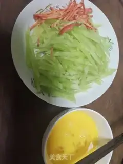 Make Scrambled eggs step 0