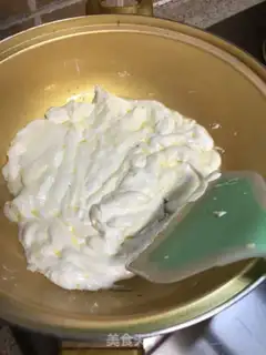 Make Cow Rolling Sugar step 1