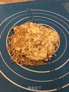 Make Cow Rolling Sugar step 4